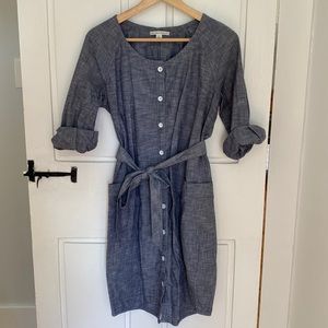 Banana Republic button front chambray shirt dress